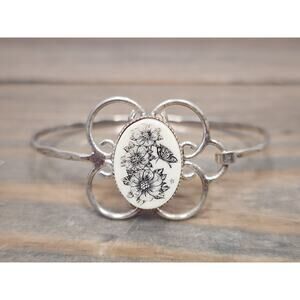 Vintage Silver Tone Wire Bracelet Floral Cameo